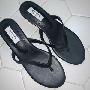 Steven New York black shoe with clear heel 7.5